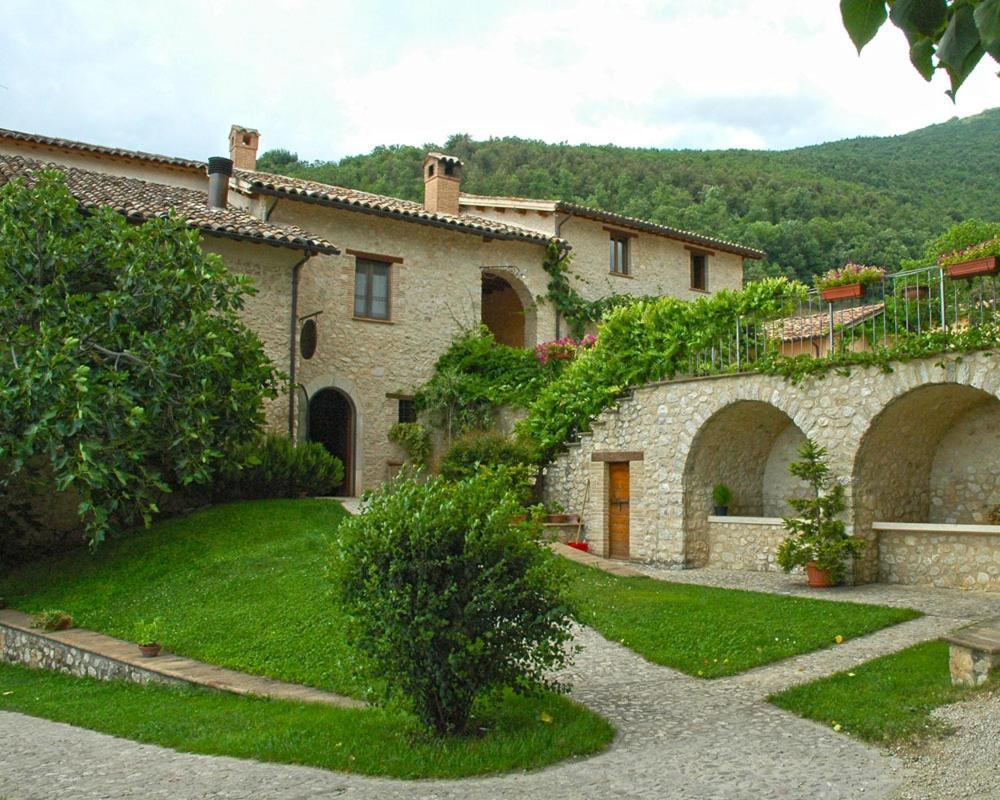 Agriturismo Il Casale Degli Amici نورسا المظهر الخارجي الصورة