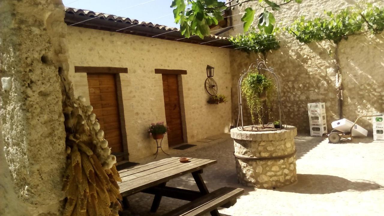 Agriturismo Il Casale Degli Amici نورسا المظهر الخارجي الصورة